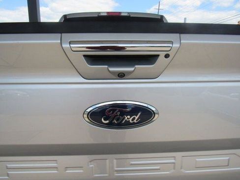 Used 2019 Ford F150 Lariat w/ Equipment Group 502A Luxury AWD/4WD image 16