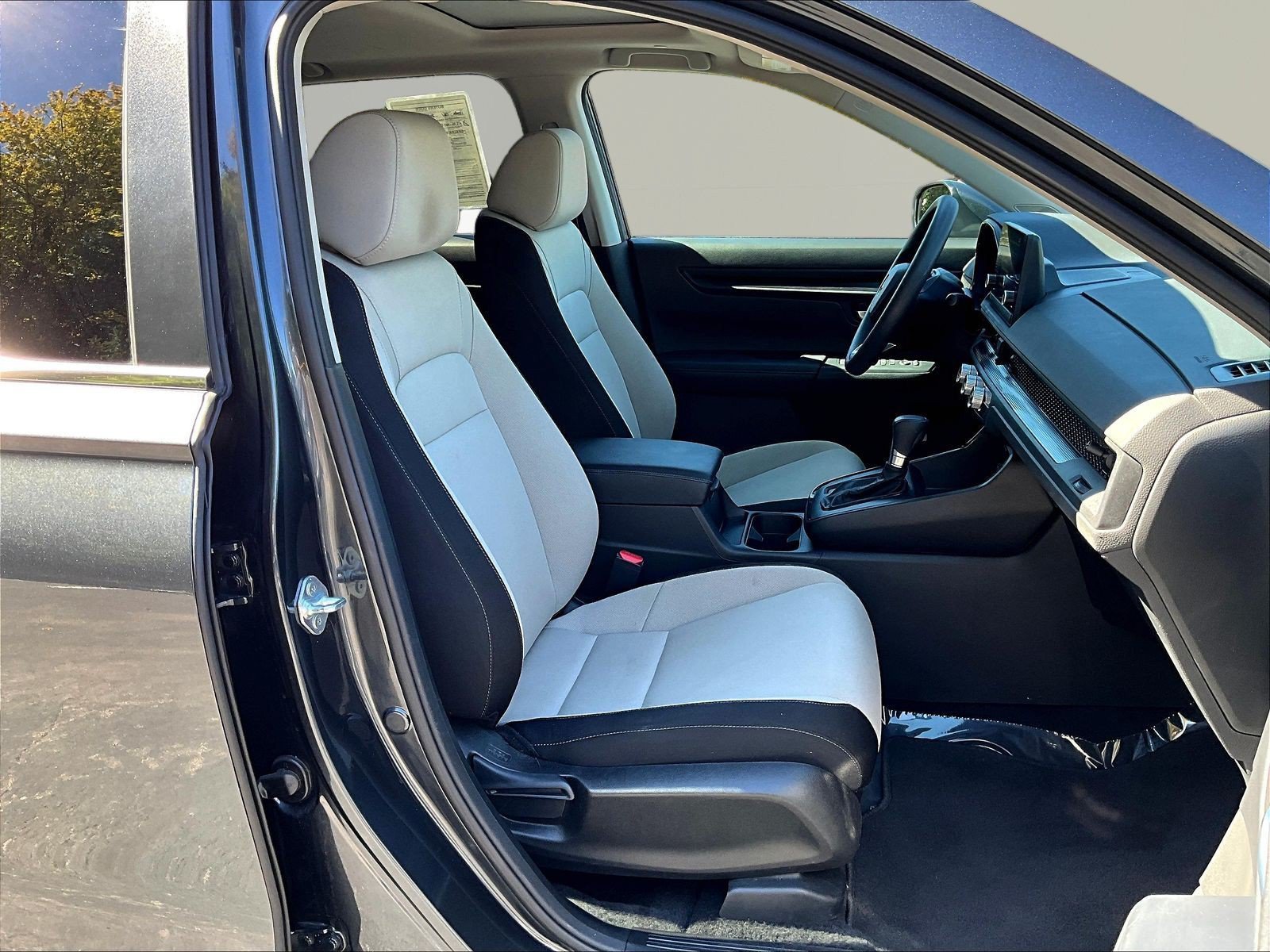 Used 2024 Honda CR-V EX image 29