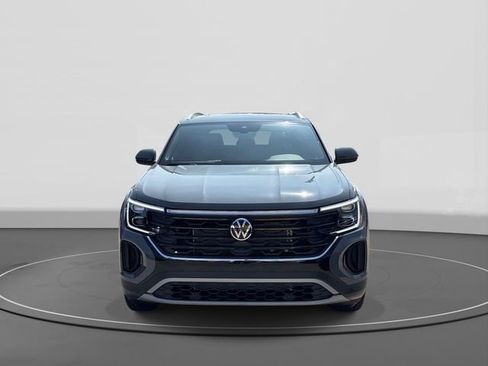 New 2026 Volkswagen Atlas Cross Sport SE image 2