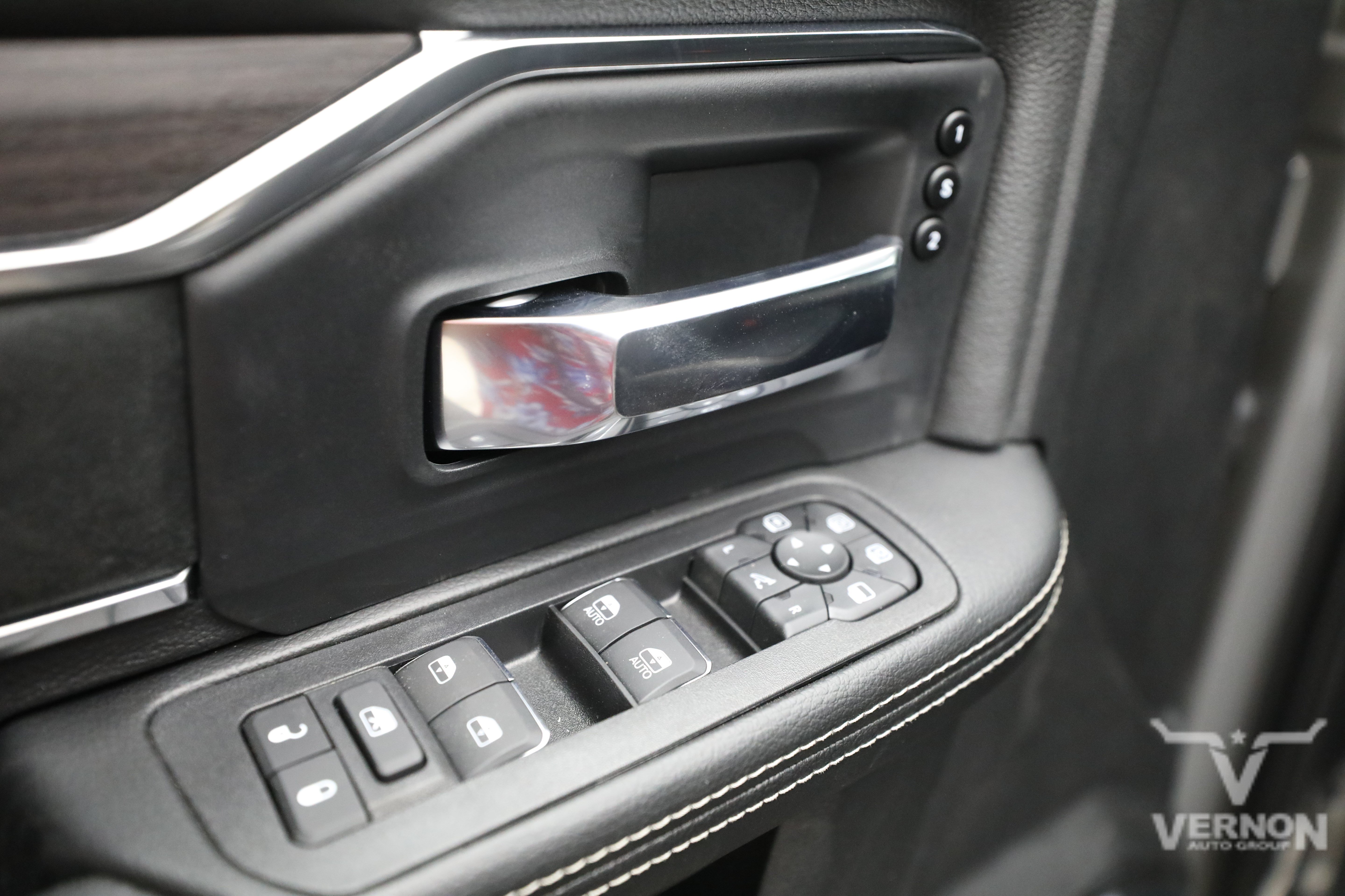 New 2027 RAM 3500 Laramie AWD/4WD image 16