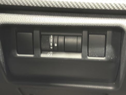 Certified 2024 Subaru Crosstrek 2.5i Wilderness w/ Crosstrek Mirror Package AWD/4WD image 26