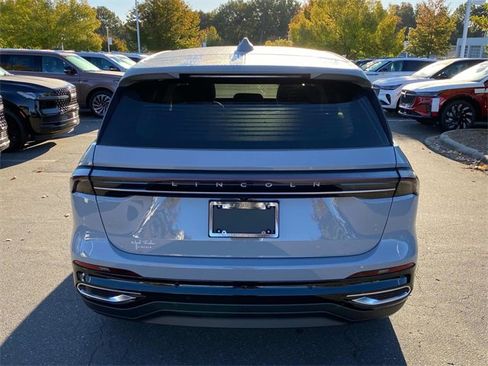 New 2026 Lincoln Nautilus Premier image 29