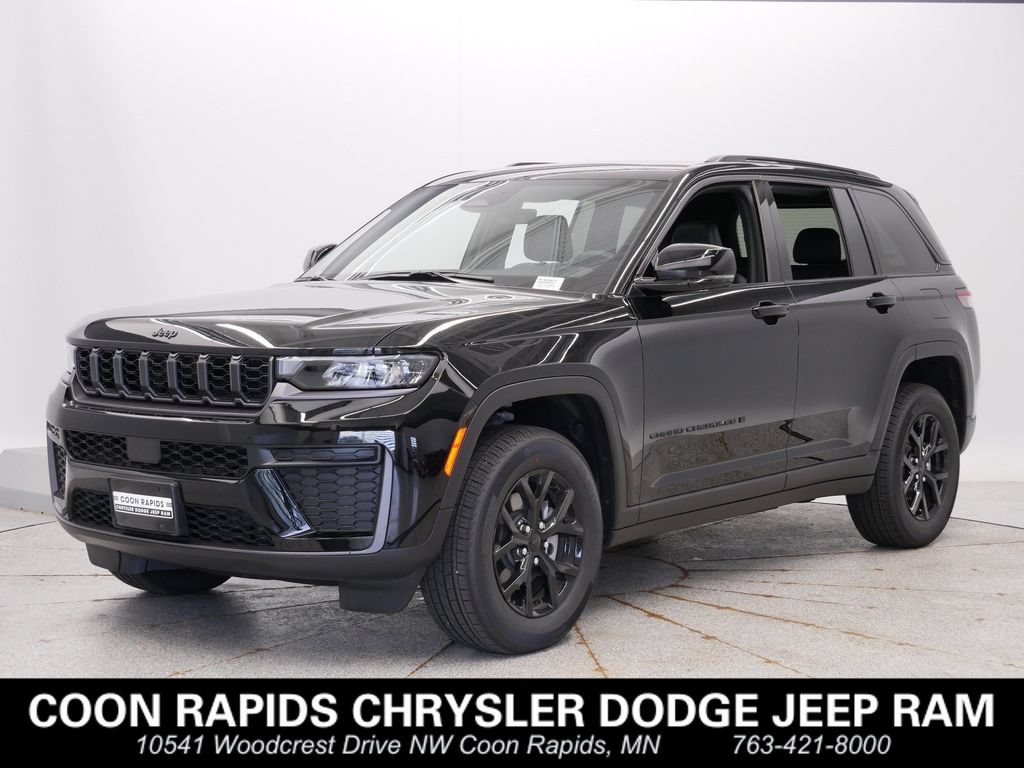New 2026 Jeep Grand Cherokee Altitude AWD/4WD 360° Tour