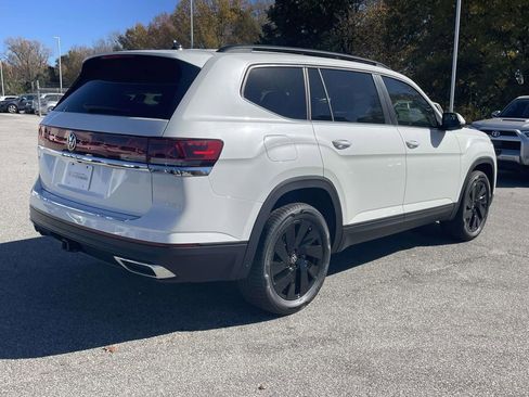New 2026 Volkswagen Atlas SE FWD image 6
