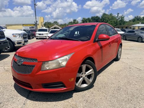 Used 2014 Chevrolet Cruze LT FWD image 1