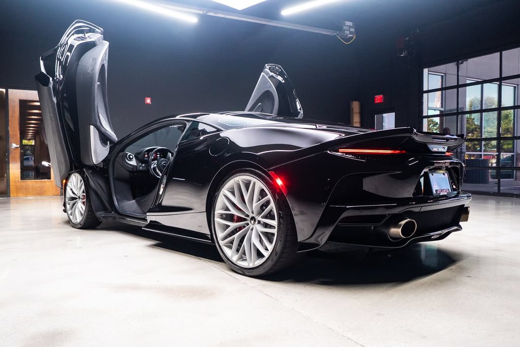 Used 2023 McLaren GT RWD image 28