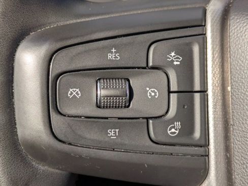 Used 2024 GMC Yukon XL Denali image 22