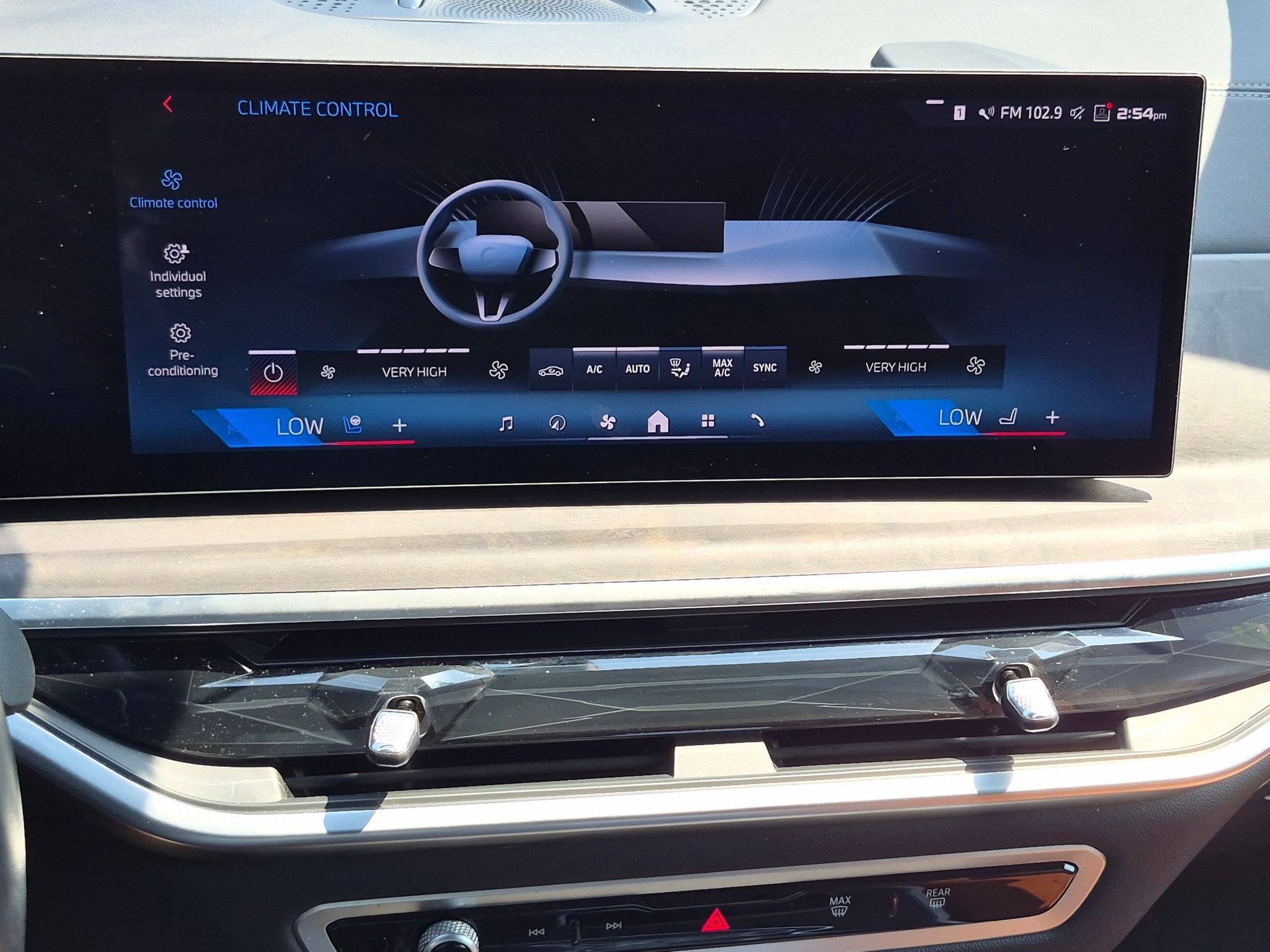 Used 2026 BMW X7 M60i AWD/4WD image 26