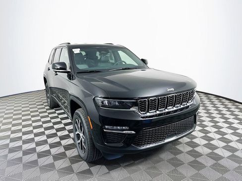 New 2025 Jeep Grand Cherokee Limited image 2