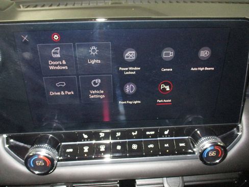 Used 2023 GMC Canyon Elevation w/ Elevation Premium Package AWD/4WD image 22