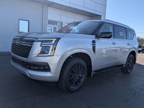 New 2026 Nissan Armada SV image 9