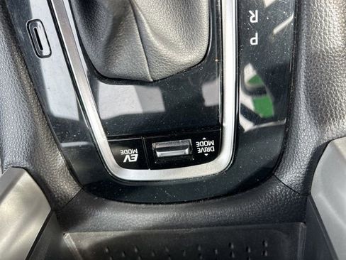 Used 2023 Toyota Corolla Cross S image 17