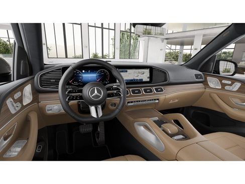 New 2026 Mercedes-Benz GLS 580 4MATIC image 2