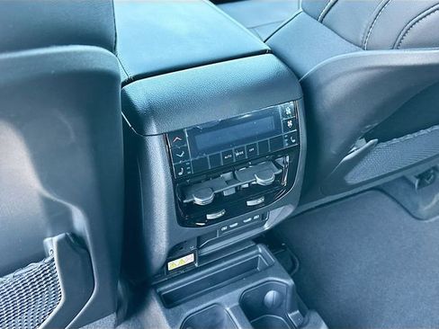 New 2026 Jeep Grand Cherokee L Limited RWD image 18