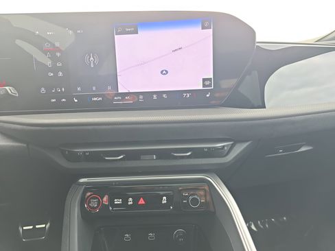 New 2025 Audi SQ5 Premium Plus image 18