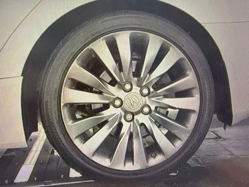 Used 2017 Acura RLX w/ Technology Package FWD image 7