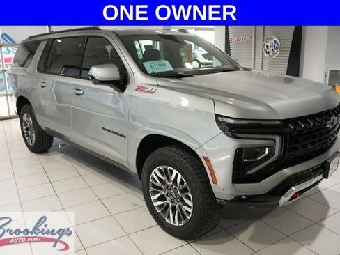 Used 2025 Chevrolet Suburban Z71 AWD/4WD image 1