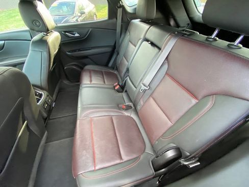 Used 2022 Chevrolet Blazer RS w/ Enhanced Convenience Package image 19