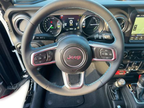 Used 2023 Jeep Wrangler Unlimited Rubicon 4xe image 14