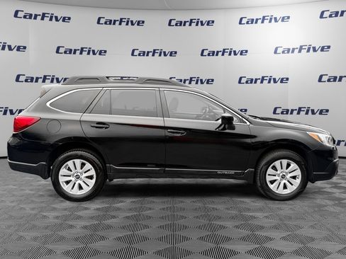 Used 2017 Subaru Outback 2.5i Premium AWD/4WD image 7