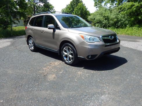 Used 2015 Subaru Forester 2.5i Touring w/ Eyesight & Navigation System AWD/4WD image 6