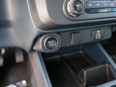 Used 2025 Ford Maverick Lobo image 23