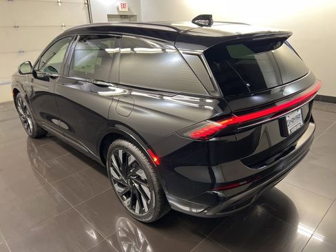 New 2026 Lincoln Nautilus Reserve image 4