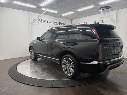 Used 2026 Cadillac Vistiq Luxury w/ LPO, Floor Liner Package image 5