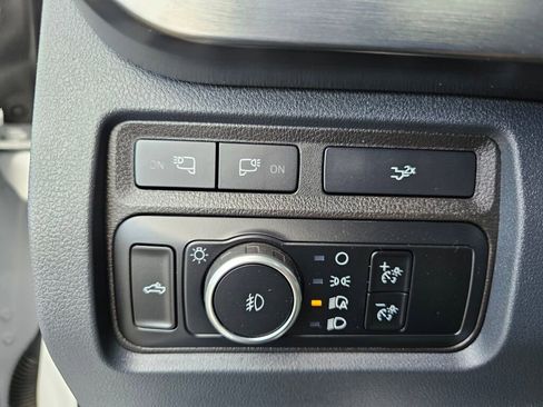 Used 2024 Ford F350 Lariat image 20