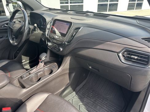 Used 2022 Chevrolet Equinox RS w/ RS Leather Package FWD image 31