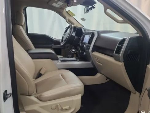 Used 2019 Ford F150 Lariat w/ Equipment Group 502A Luxury AWD/4WD image 10