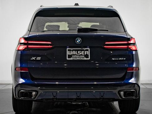 New 2026 BMW X5 xDrive50e w/ M Sport Package image 10