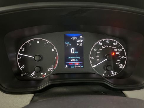 Used 2023 Toyota Corolla Cross L AWD/4WD image 8