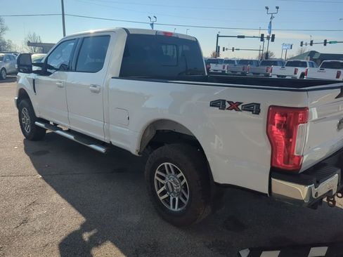 Used 2017 Ford F250 Lariat image 5