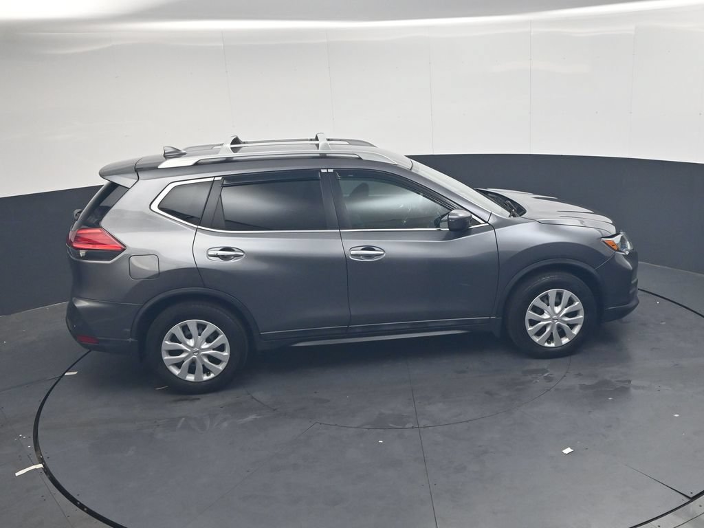 Used 2017 Nissan Rogue S w/ S Appearance Package FWD image 22