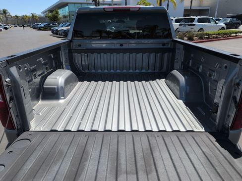 Used 2024 Chevrolet Silverado 1500 LT AWD/4WD image 31