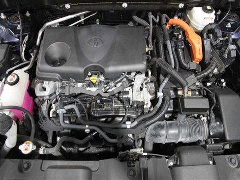 Used 2021 Toyota Venza LE w/ Carpet Mat Package (TMS) image 19