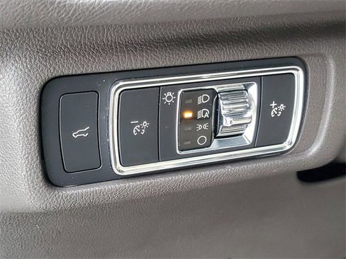 Certified 2022 Lincoln Corsair AWD w/ Equipment Group 101A image 16