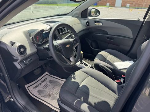 Used 2015 Chevrolet Sonic LT FWD image 12