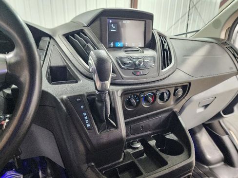 Used 2017 Ford Transit 150 XLT RWD image 13