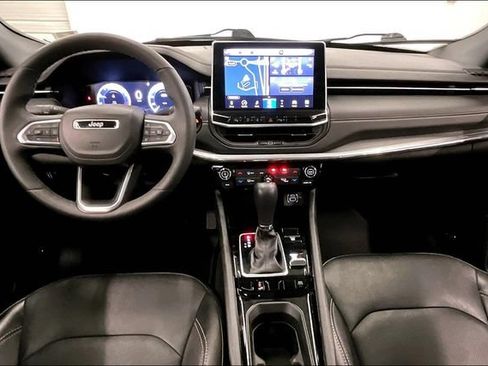 Used 2023 Jeep Compass High Altitude AWD/4WD image 19