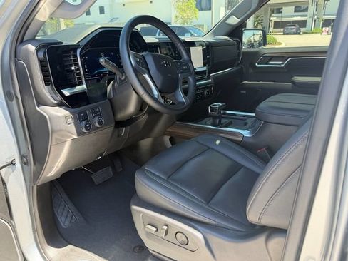 Used 2023 Chevrolet Silverado 1500 RST w/ Convenience Package II AWD/4WD image 12
