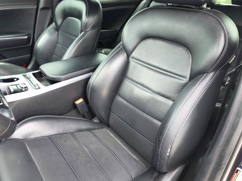 Used 2020 Kia Stinger GT2 RWD image 13