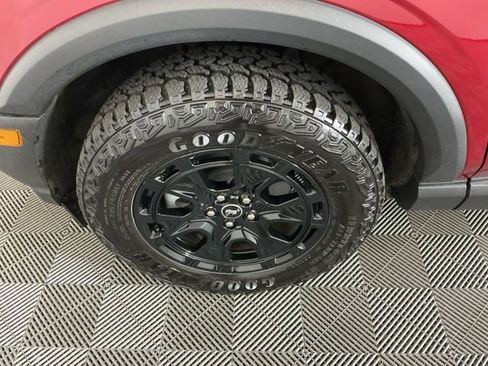 Used 2025 Ford Bronco Sport Outer Banks w/ Sasquatch Outer Banks Package image 33