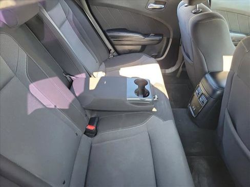 Used 2022 Dodge Charger SXT w/ Blacktop Package image 16