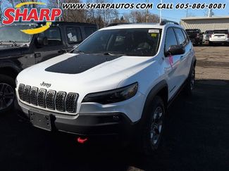 Used 2020 Jeep Cherokee Trailhawk video 1