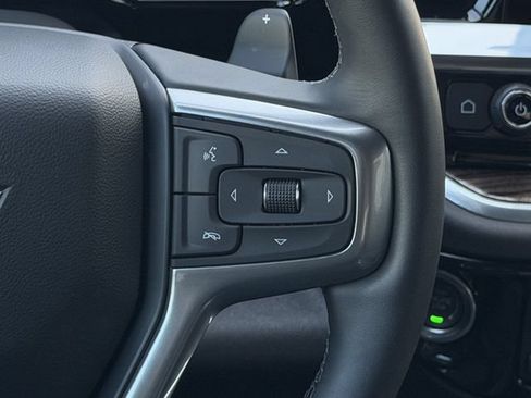Used 2026 Chevrolet Silverado 1500 LT Trail Boss w/ LPO, Dark Essentials Package AWD/4WD image 15