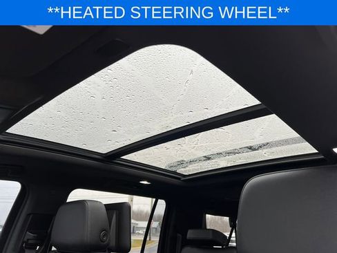 Used 2021 Chevrolet Suburban Z71 w/ Z71 Signature Package image 12