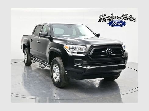 Used 2022 Toyota Tacoma SR AWD/4WD image 1