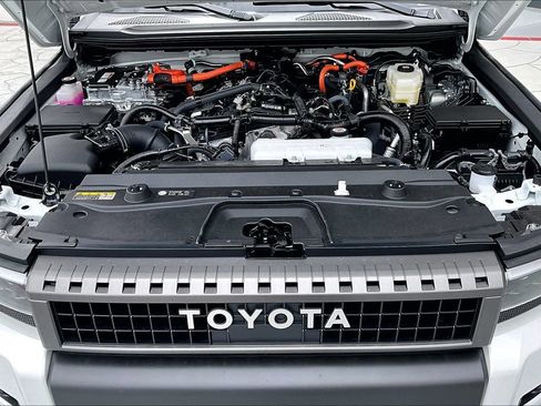 Used 2027 Toyota Land Cruiser w/ Premium Package AWD/4WD image 31